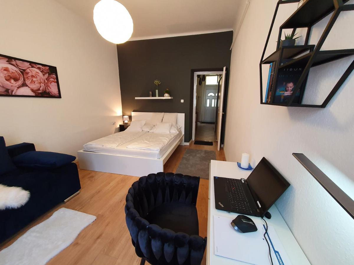 Boesix Apartman Budapest Exterior photo