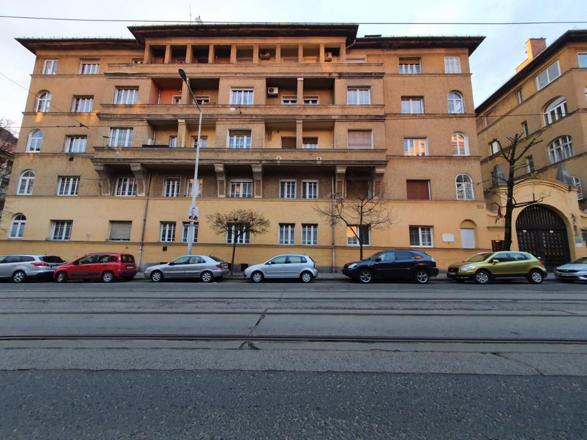 Boesix Apartman Budapest Exterior photo